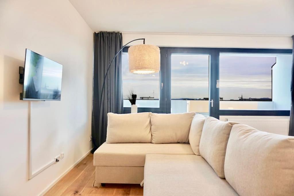 Neu Modernes Apartment In Top Lage, Free Parking Max 1,65M Hoehe Und 1,8M Breite كارلسروه المظهر الخارجي الصورة